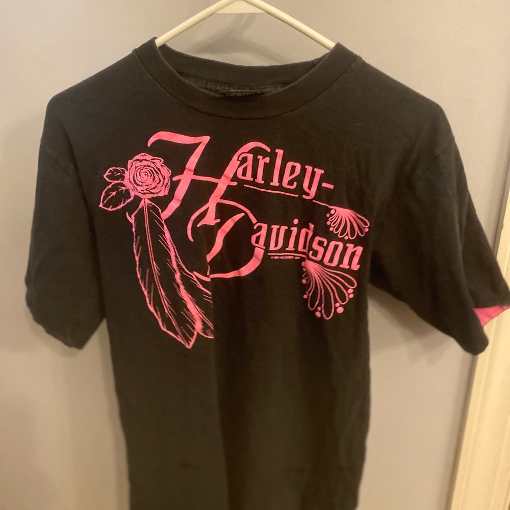 Harley-Davidson Black and Pink Short Sleeve Tee